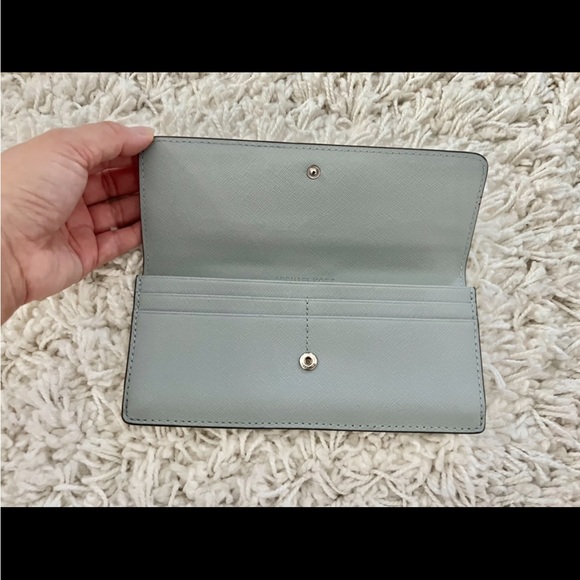 Michael Kors Wallet - Picture 4 of 11